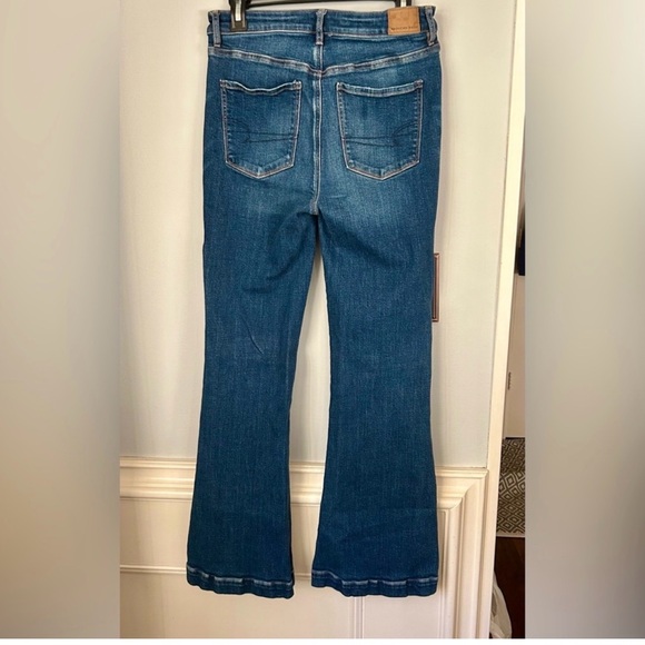 American Eagle Outfitters Hi-Rise stretch Jeans - Dark Blue Flare - Picture 2 of 4